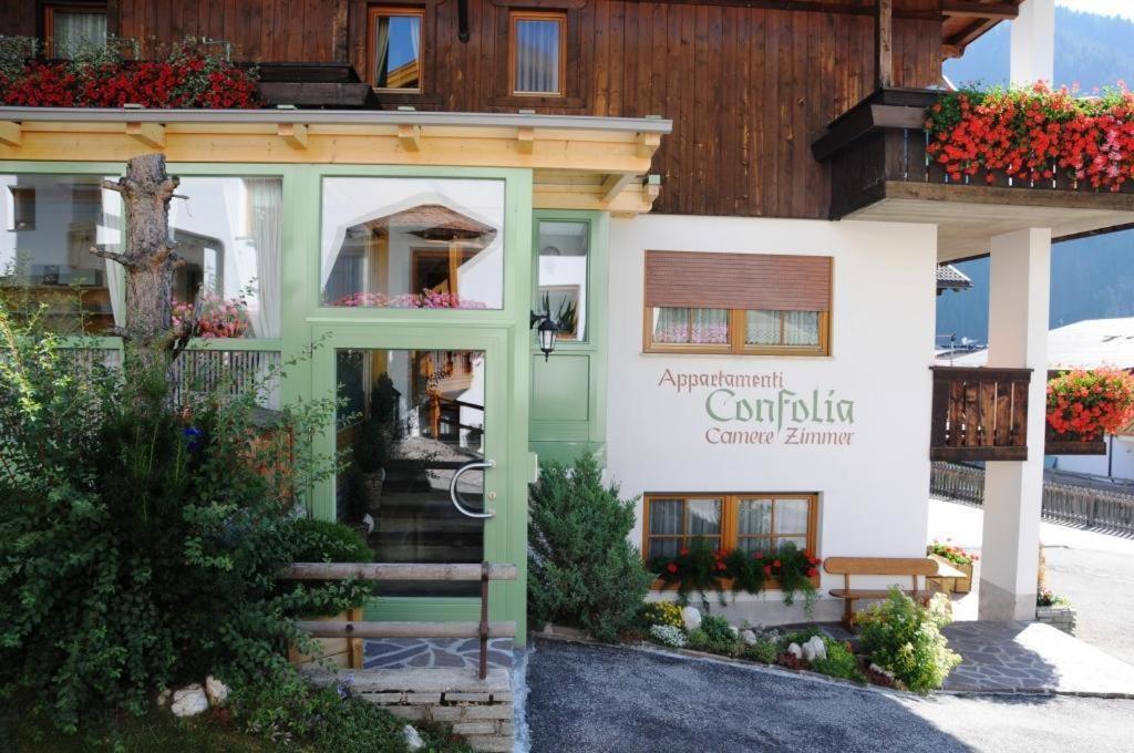 Ciasa Confolia Hotel Corvara In Badia Exterior photo