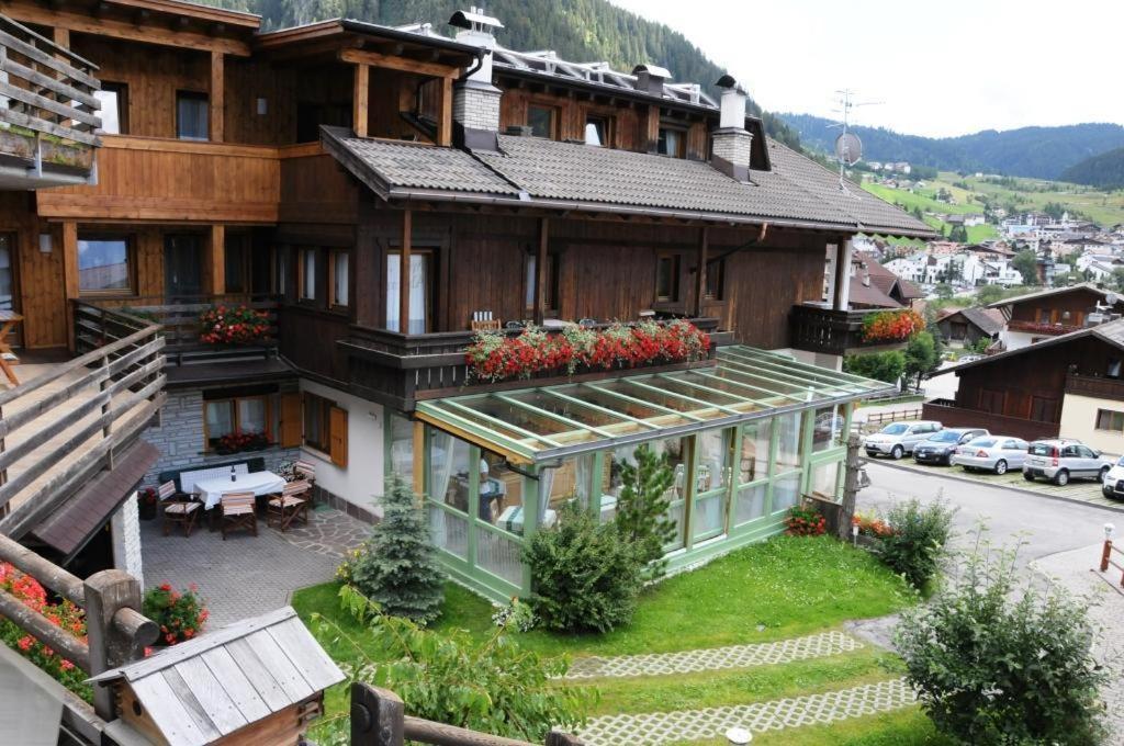 Ciasa Confolia Hotel Corvara In Badia Exterior photo